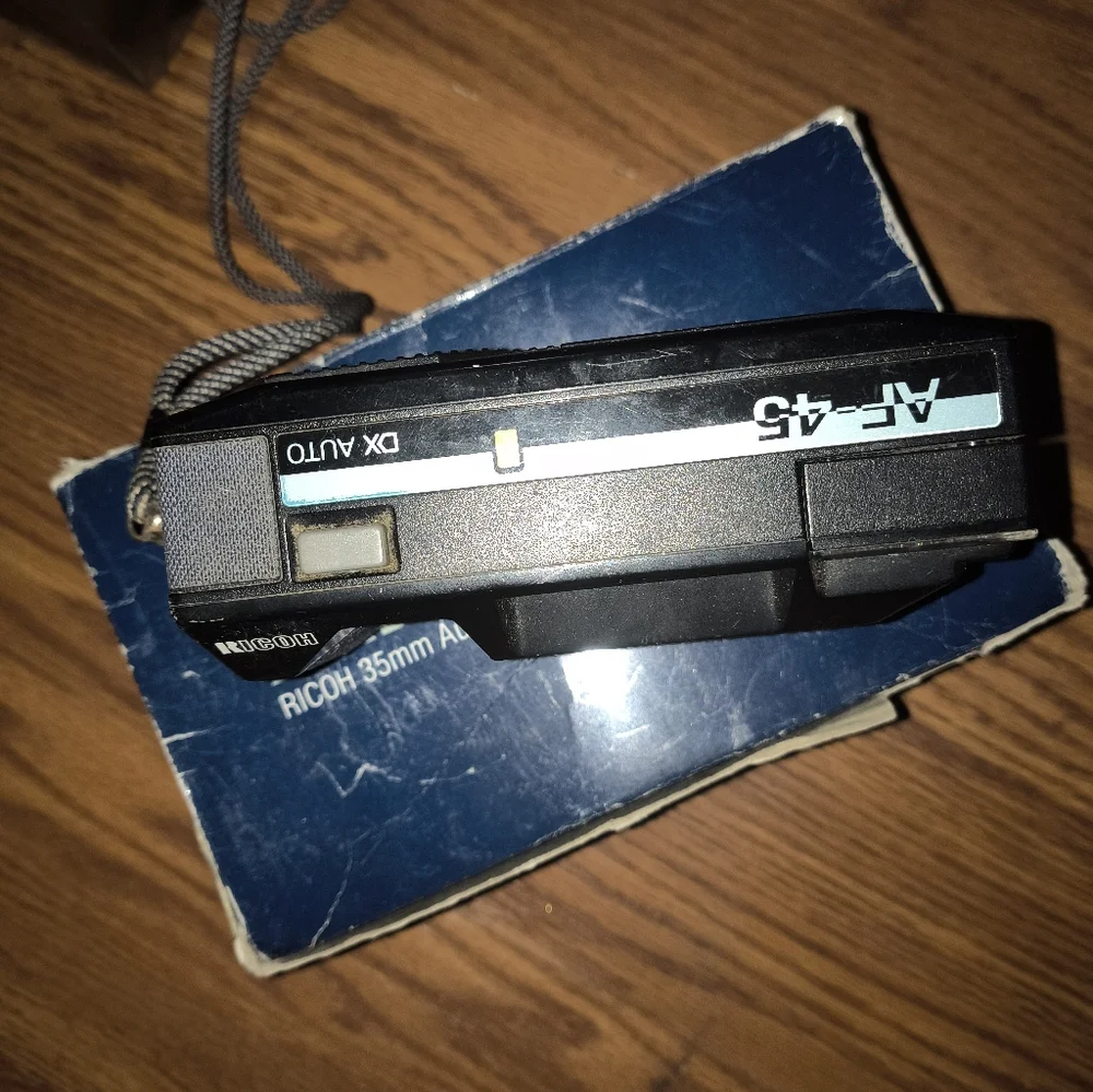 Ricoh -45 Camera
